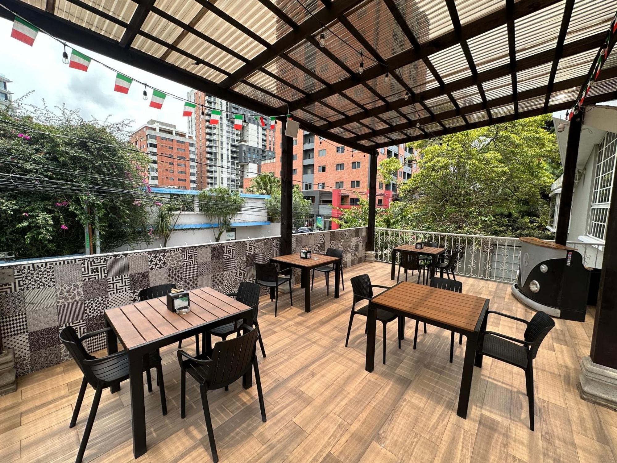 Villa Sicilia Guatemala City Екстериор снимка